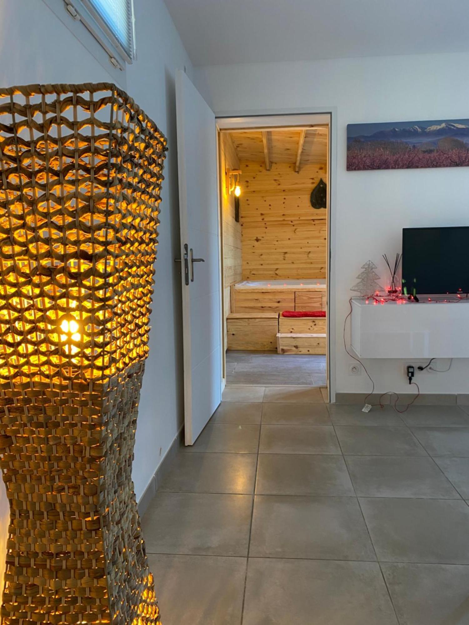 Domaine Pedra Llampada Gite Cerise Villelongue-dels-Monts المظهر الخارجي الصورة